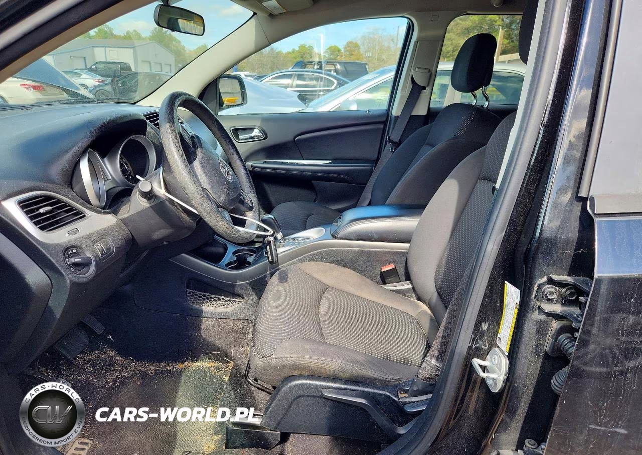 2017 Dodge Journey Se VIN:3C4PDCABXHT558599 - 7