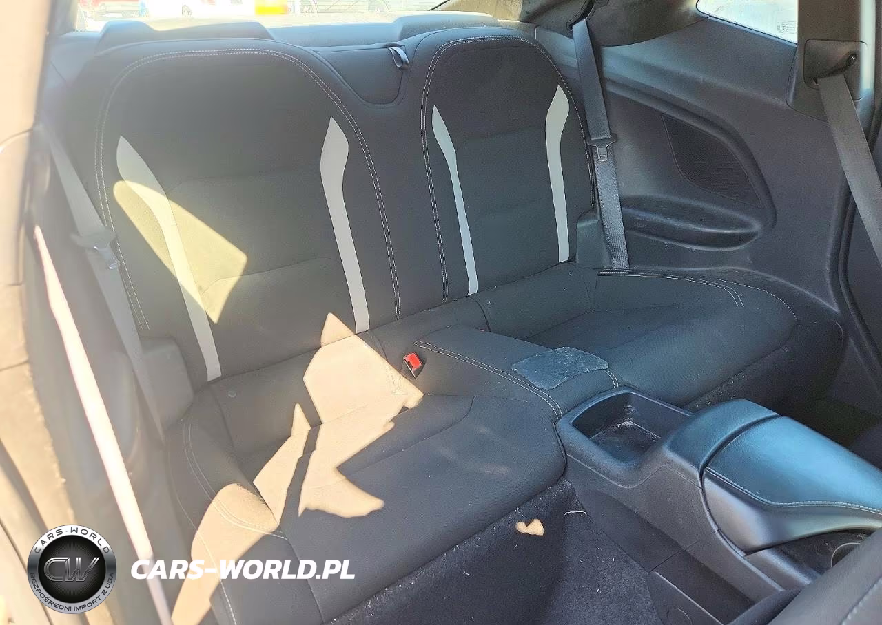 2020 Chevrolet Camaro Ls VIN:1G1FB1RX8L0126789 - 10