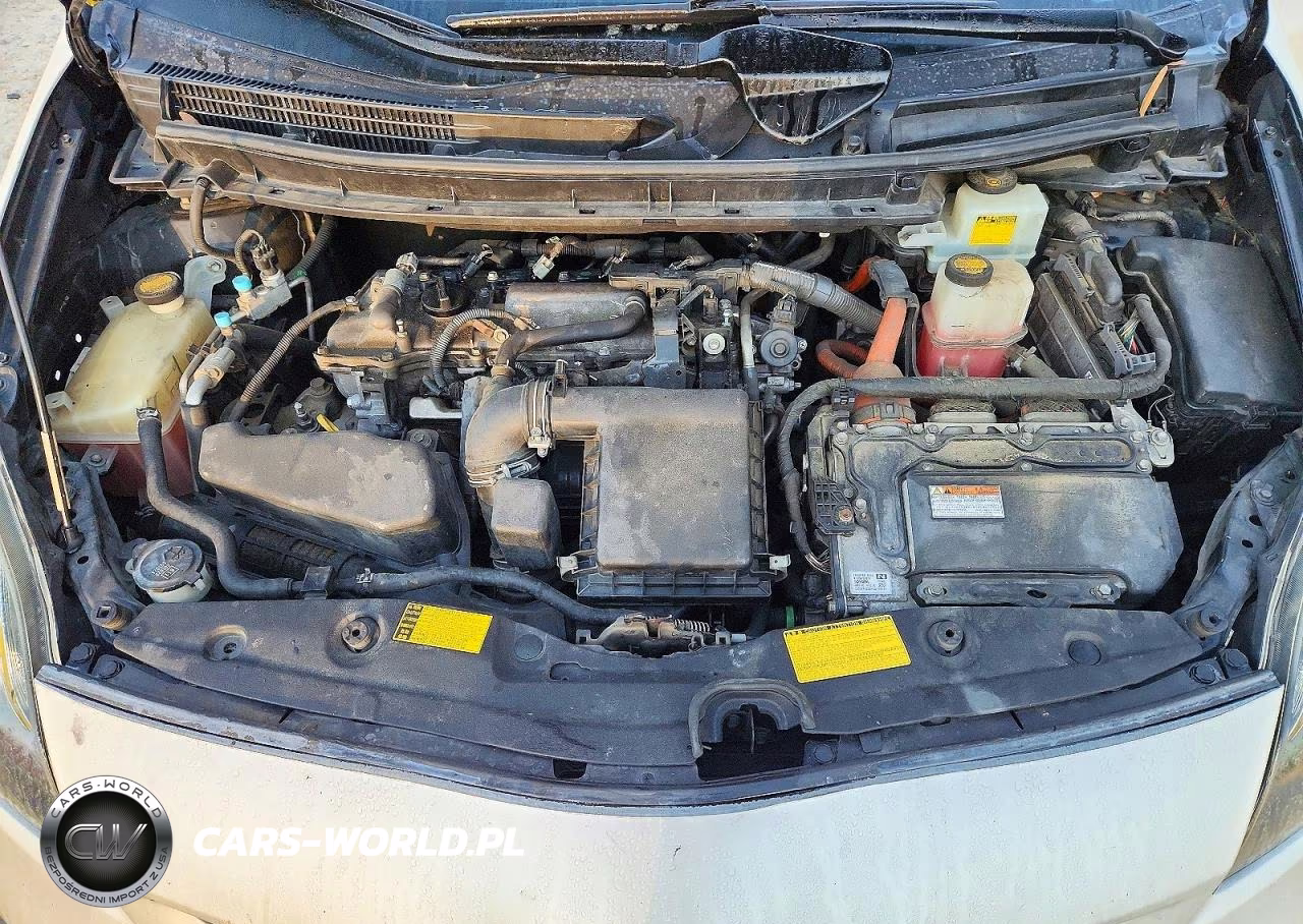 2014 Toyota Prius Two VIN:JTDKN3DU4E1776917 - 11