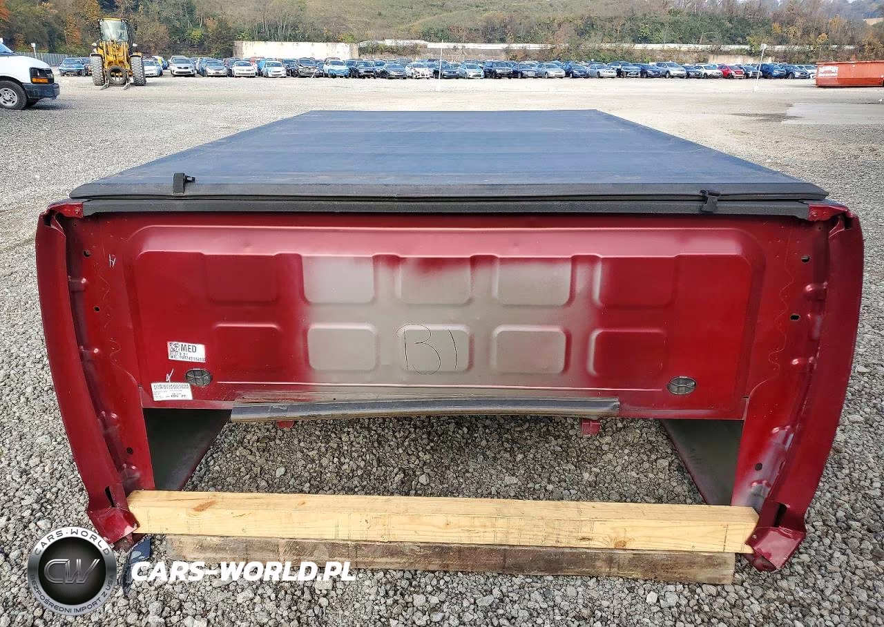 2017 Ram 2500 St Bed - Truck Parts VIN:3C6LR5AT6HG555381 - 8