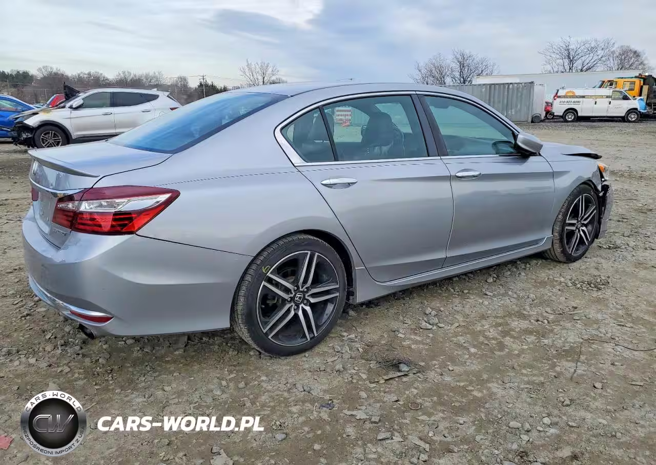 2017 Honda Accord Sport VIN:1HGCR2F66HA029987 - 3