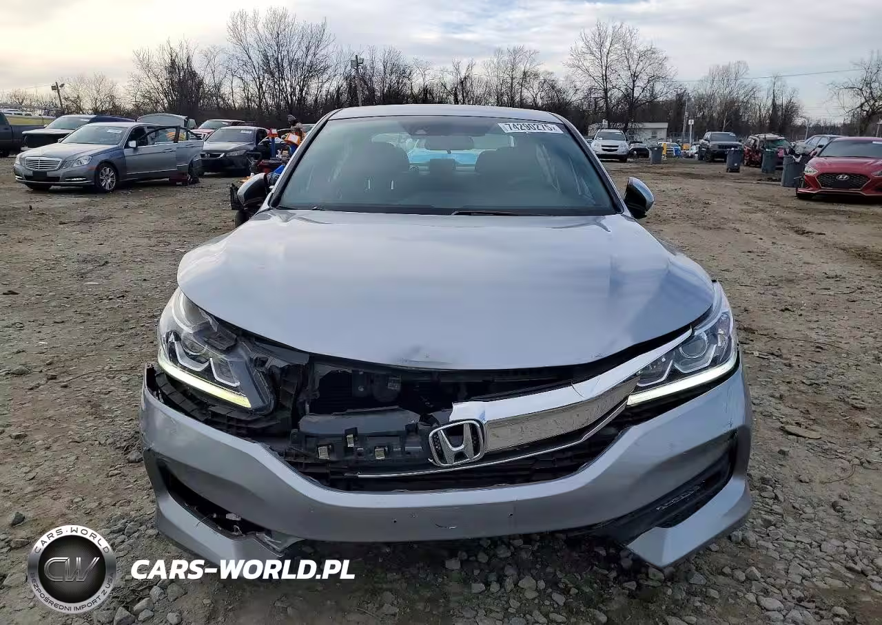 2017 Honda Accord Sport VIN:1HGCR2F66HA029987 - 5