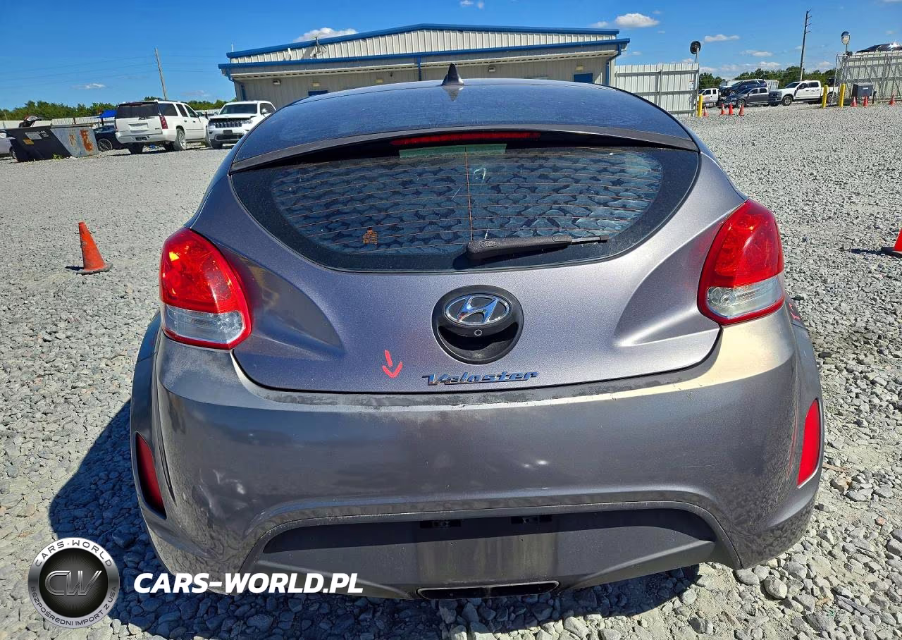 2016 Hyundai Veloster Base VIN:KMHTC6AD7GU284895 - 6
