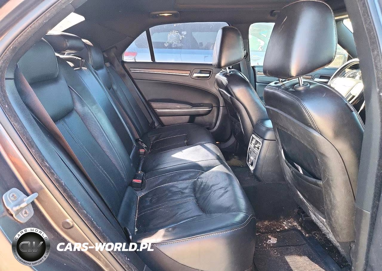 2014 Chrysler 300C Varvatos VIN:2C3CCADT0EH296966 - 10
