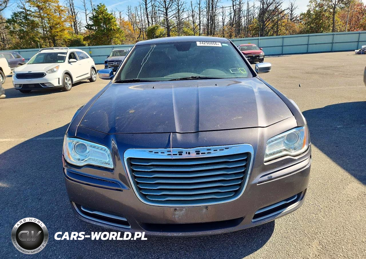 2014 Chrysler 300C Varvatos VIN:2C3CCADT0EH296966 - 5