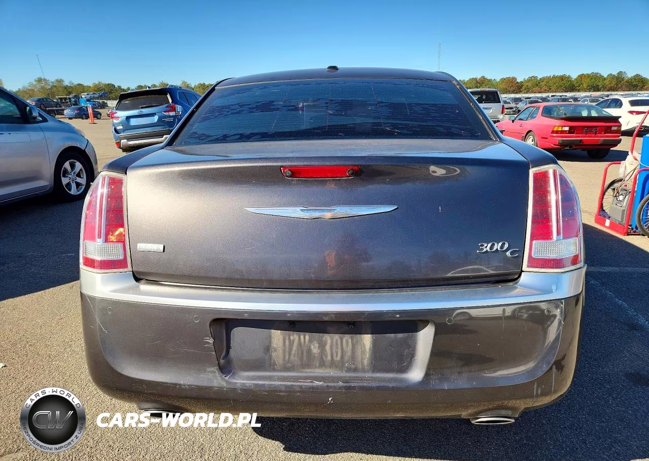 2014 Chrysler 300C Varvatos VIN:2C3CCADT0EH296966 - 6