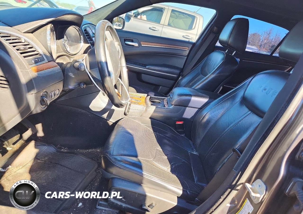 2014 Chrysler 300C Varvatos VIN:2C3CCADT0EH296966 - 7