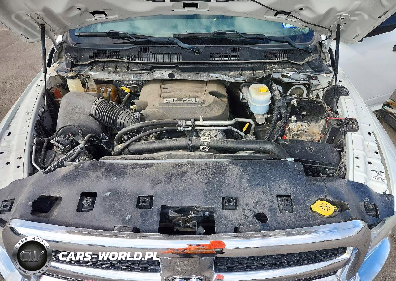 2018 Ram 2500 St VIN:3C6UR5HJ4JG107168 - 11