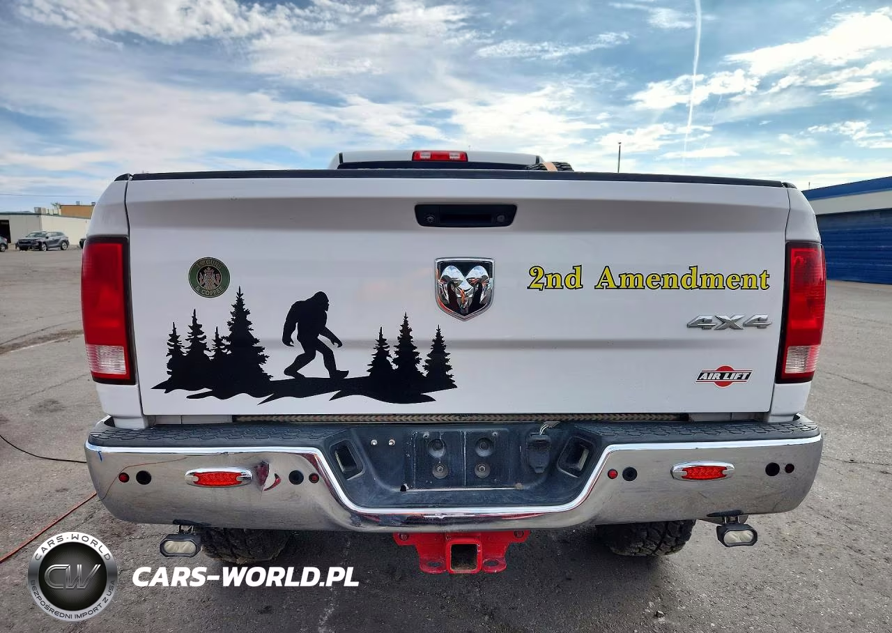 2018 Ram 2500 St VIN:3C6UR5HJ4JG107168 - 6