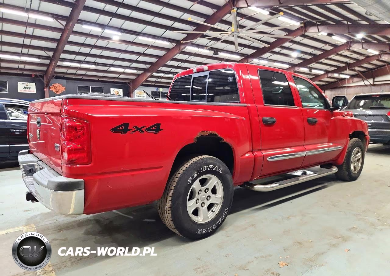 2005 Dodge Dakota Quad Laramie VIN:1D7HW58N35S227618 - 3