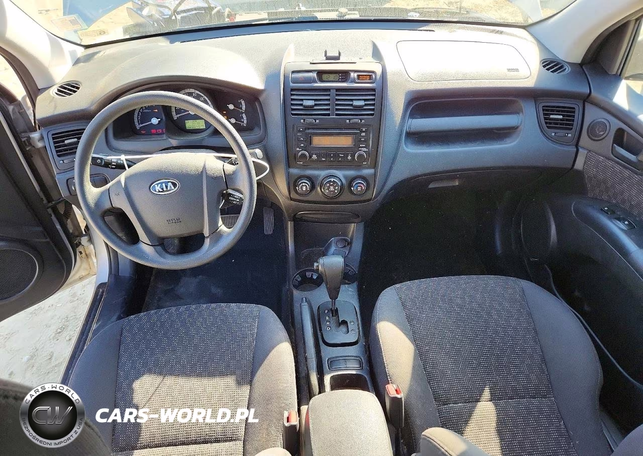 2008 Kia Sportage Lx VIN:KNDJF724087518561 - 8