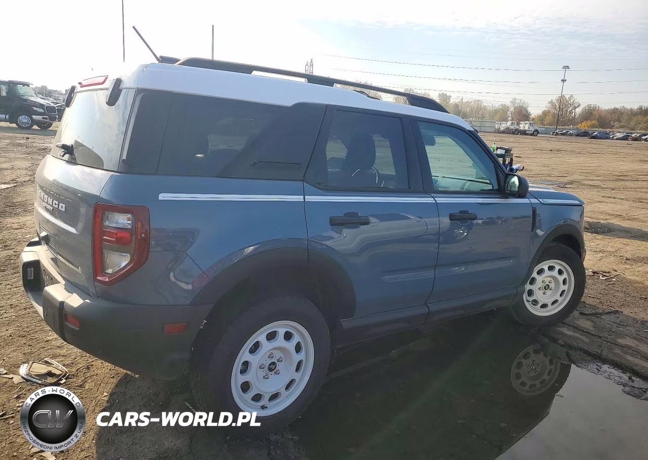 2026 Ford Bronco Sport Heritage VIN:3FMCR9GN3TRE31134 - 3