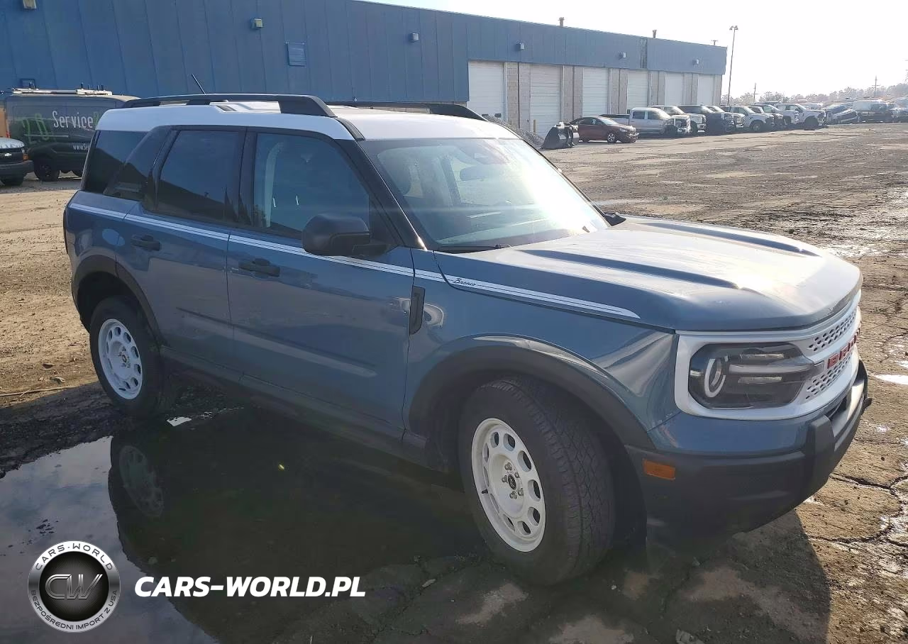 2026 Ford Bronco Sport Heritage VIN:3FMCR9GN3TRE31134 - 4