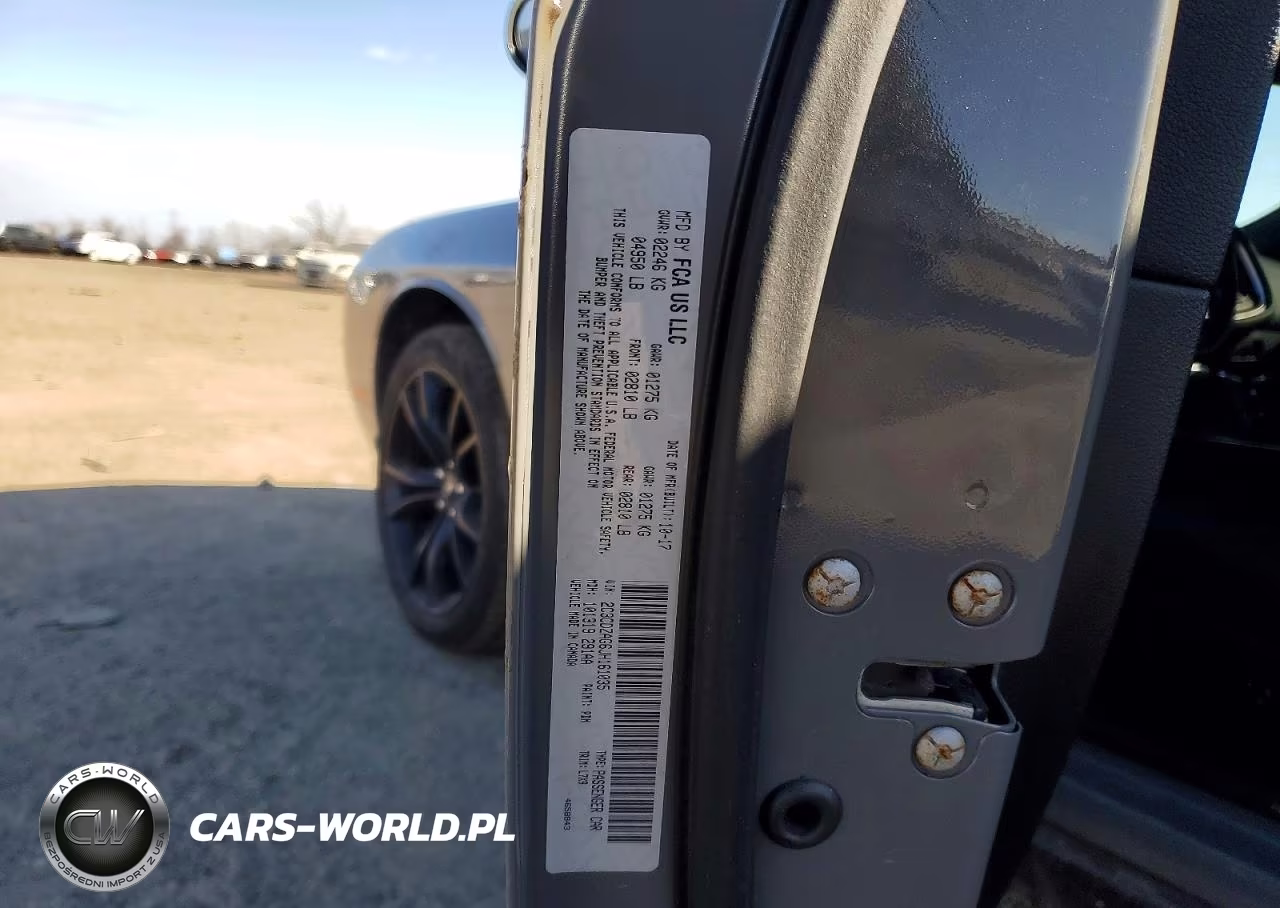 2018 Dodge Challenger Sxt VIN:2C3CDZAG6JH161035 - 12