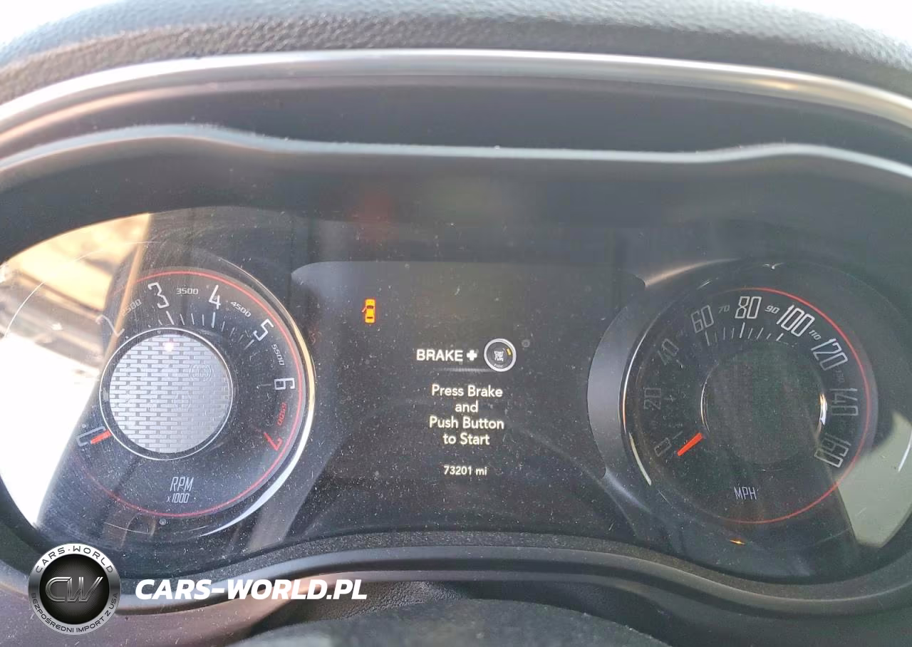 2018 Dodge Challenger Sxt VIN:2C3CDZAG6JH161035 - 9