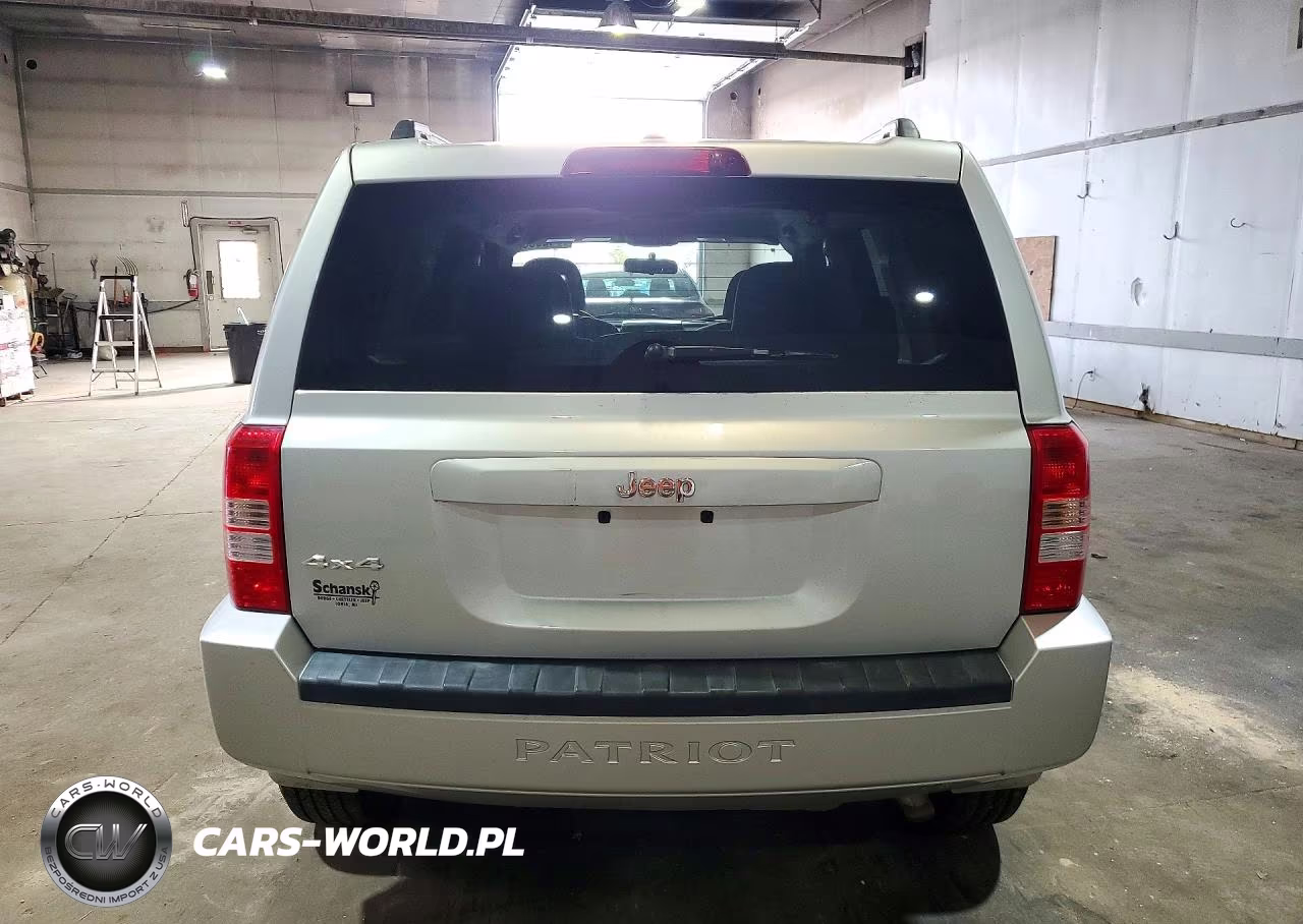 2007 Jeep Patriot Sport VIN:1J8FF28W27D367698 - 4