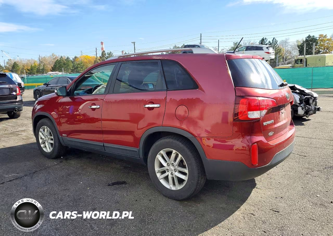 2015 Kia Sorento Lx VIN:5XYKTCA67FG561531 - 2