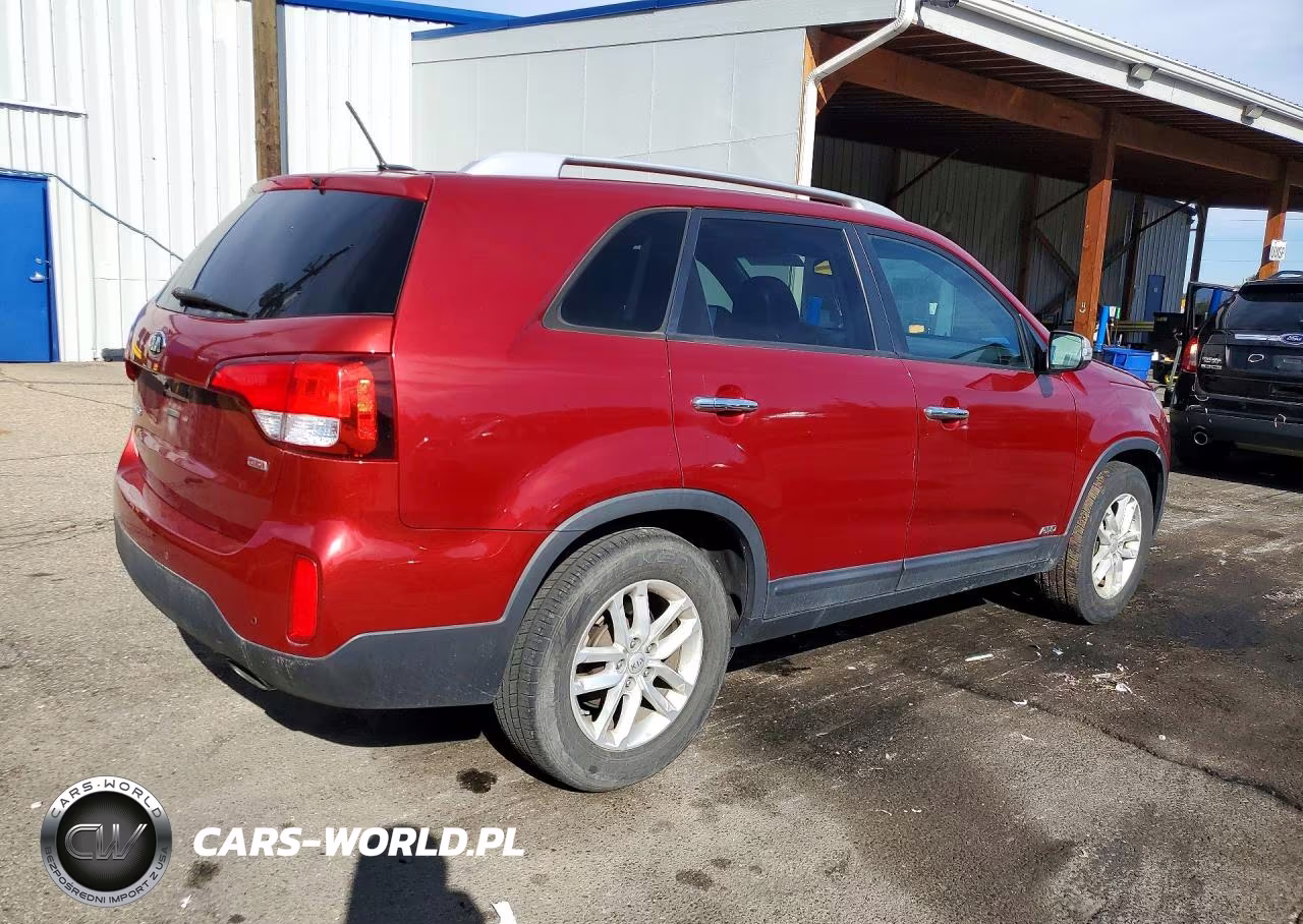 2015 Kia Sorento Lx VIN:5XYKTCA67FG561531 - 3