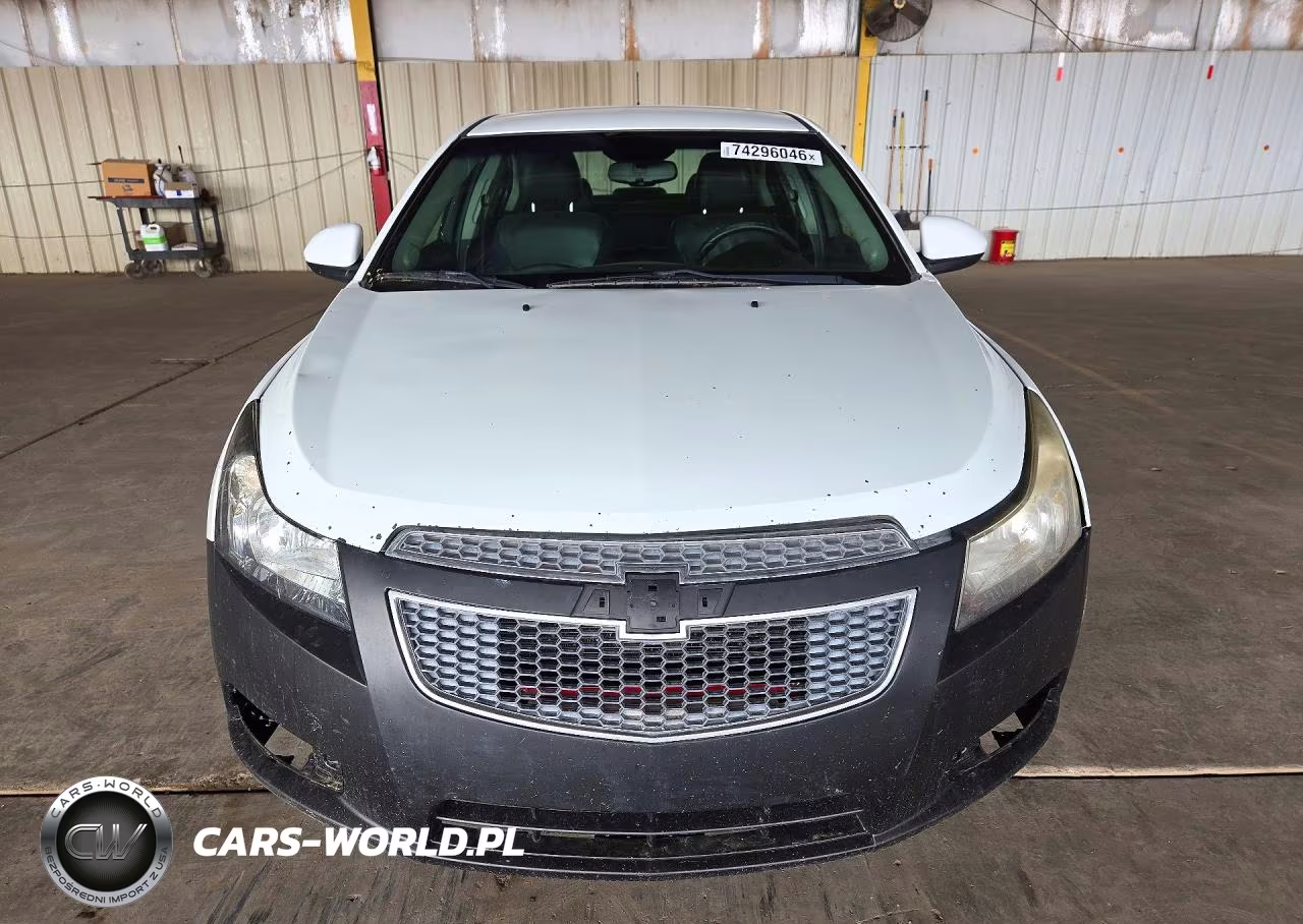 2014 Chevrolet Cruze Lt VIN:1G1PE5SB3E7417485 - 5