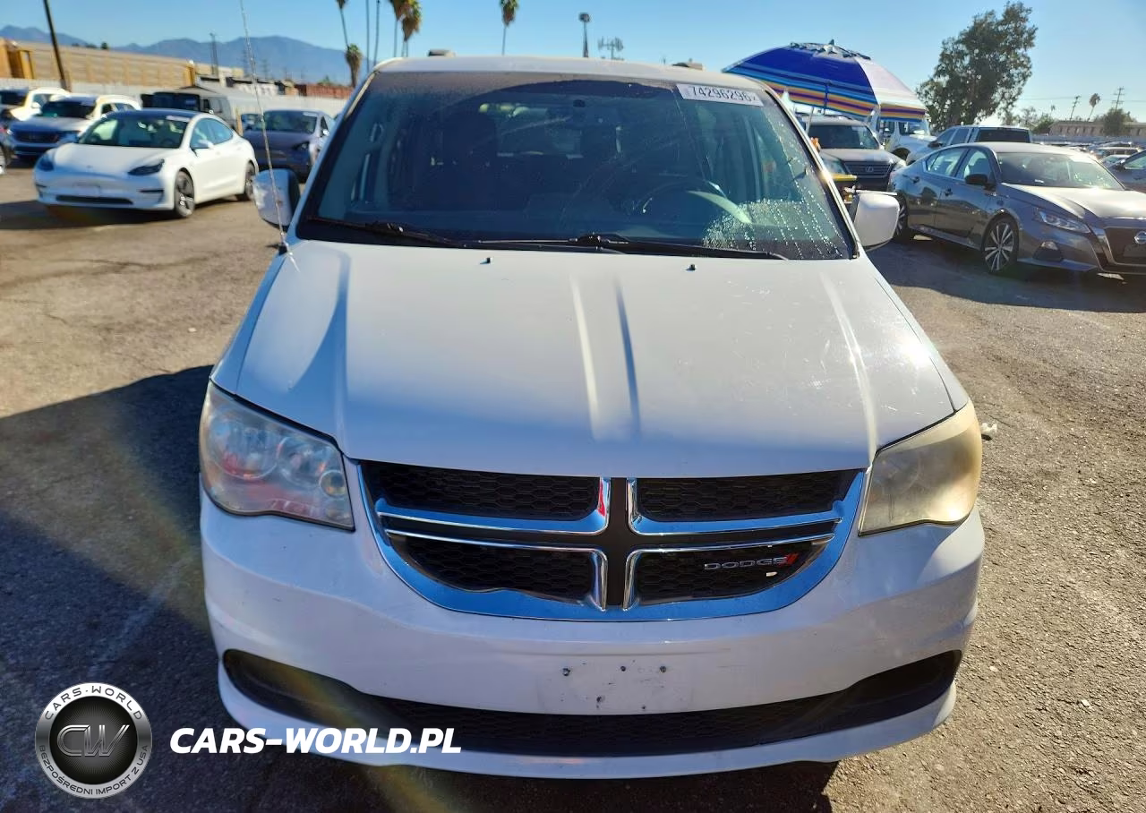 2013 Dodge Grand Caravan Sxt VIN:2C4RDGCG7DR716256 - 5