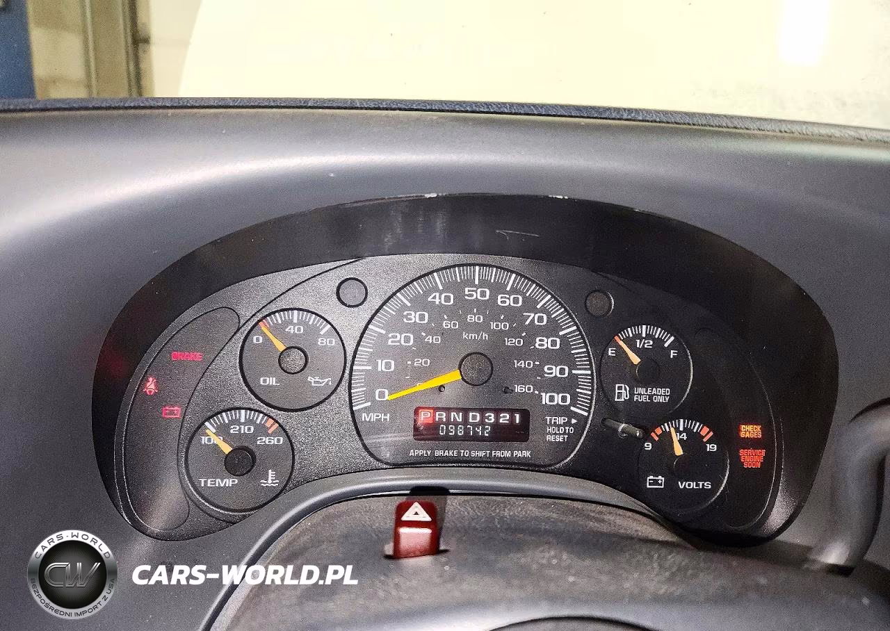 1997 Chevrolet Express G1500 VIN:1GBFG15R7V1090952 - 9
