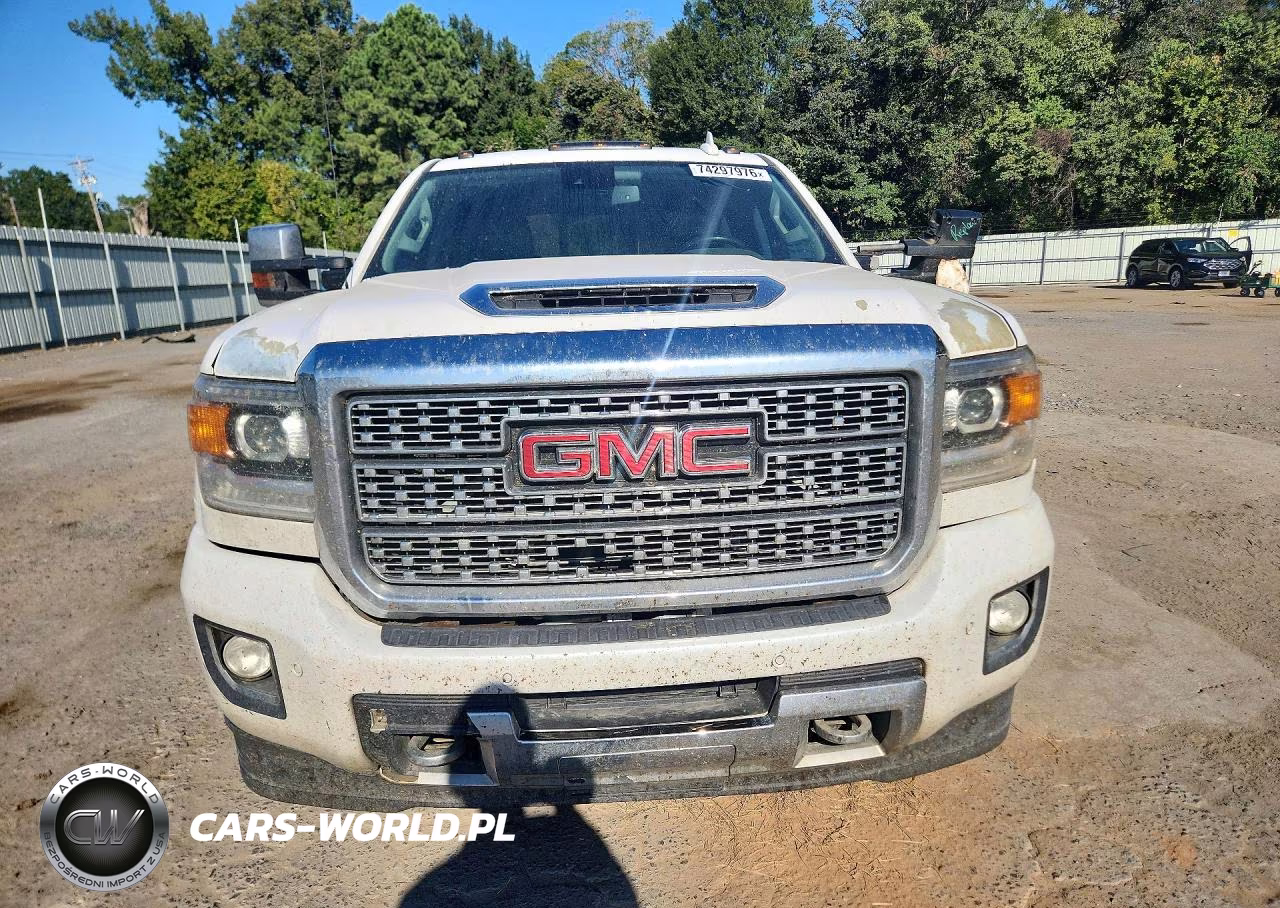 2018 GMC Sierra K2500 Denali VIN:1GT12UEY2JF262167 - 5