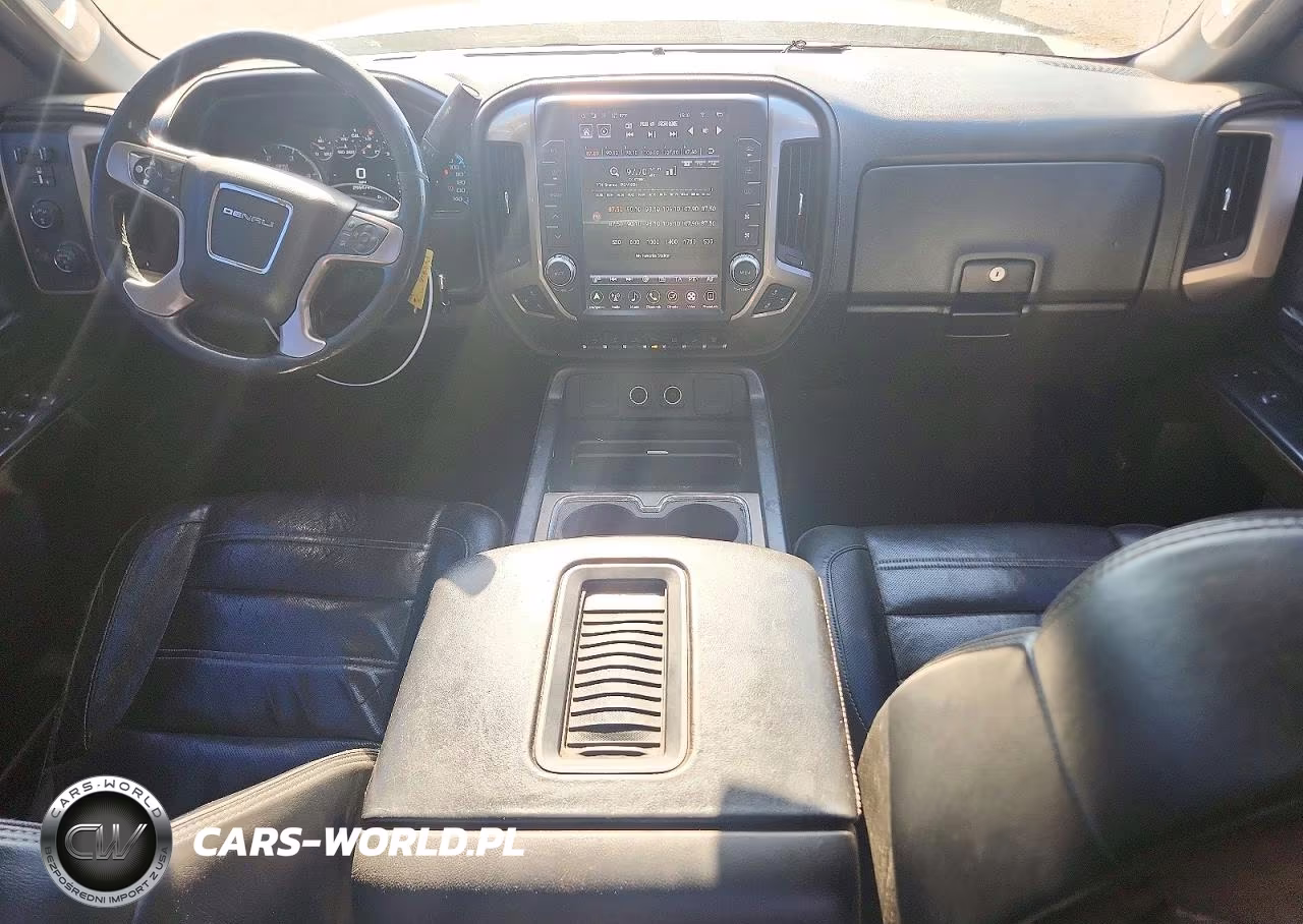 2018 GMC Sierra K2500 Denali VIN:1GT12UEY2JF262167 - 8