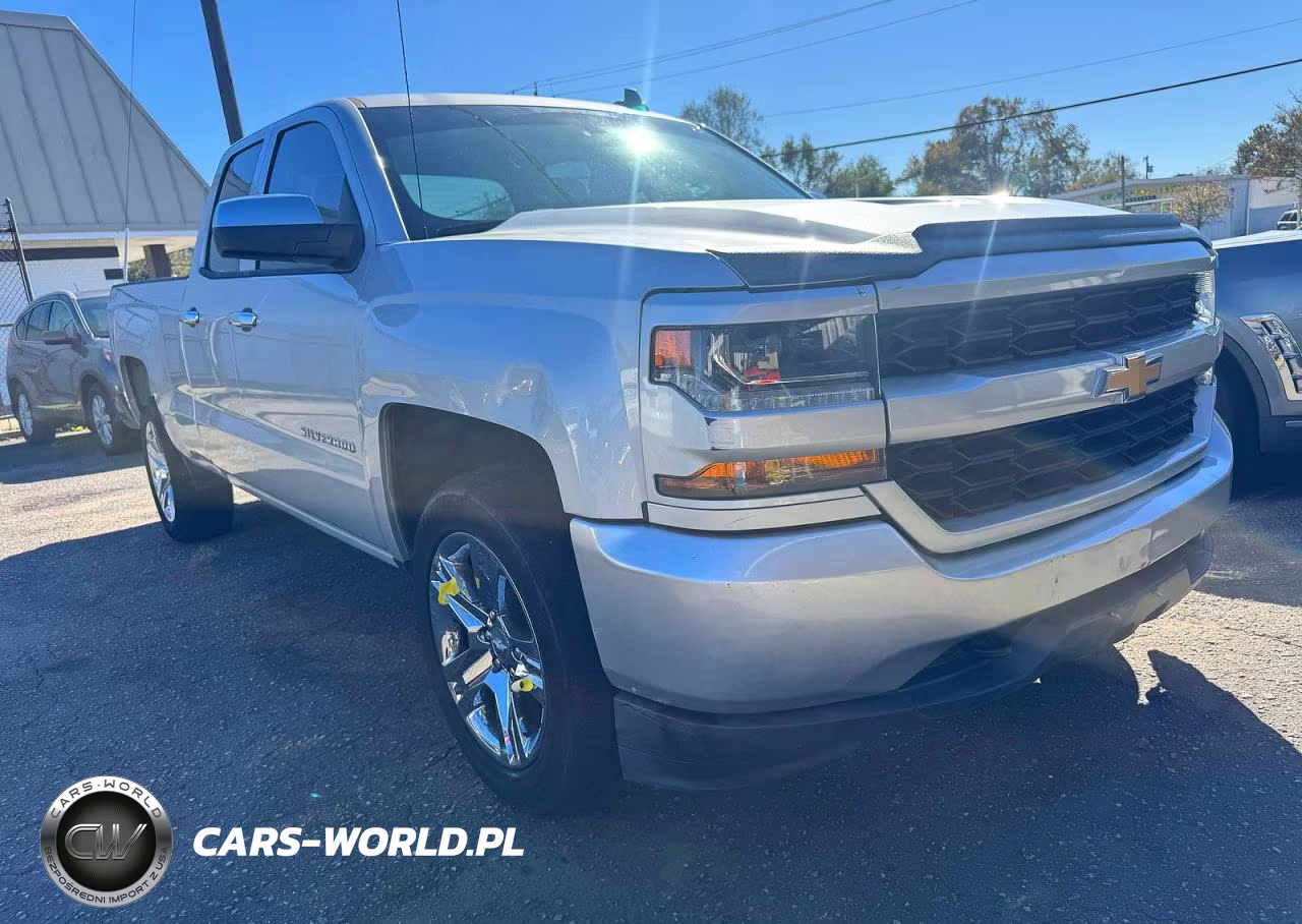 2017 Chevrolet Silverado K1500 Custom – zdjęcie 1 z 11