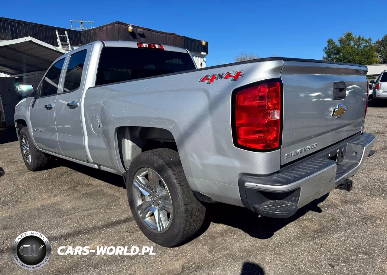 2017 Chevrolet Silverado K1500 Custom VIN:1GCVKPEC9HZ366994 - 3