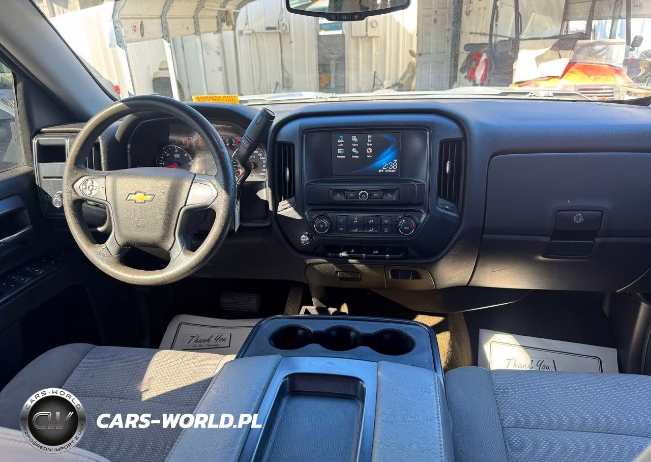 2017 Chevrolet Silverado K1500 Custom VIN:1GCVKPEC9HZ366994 - 9