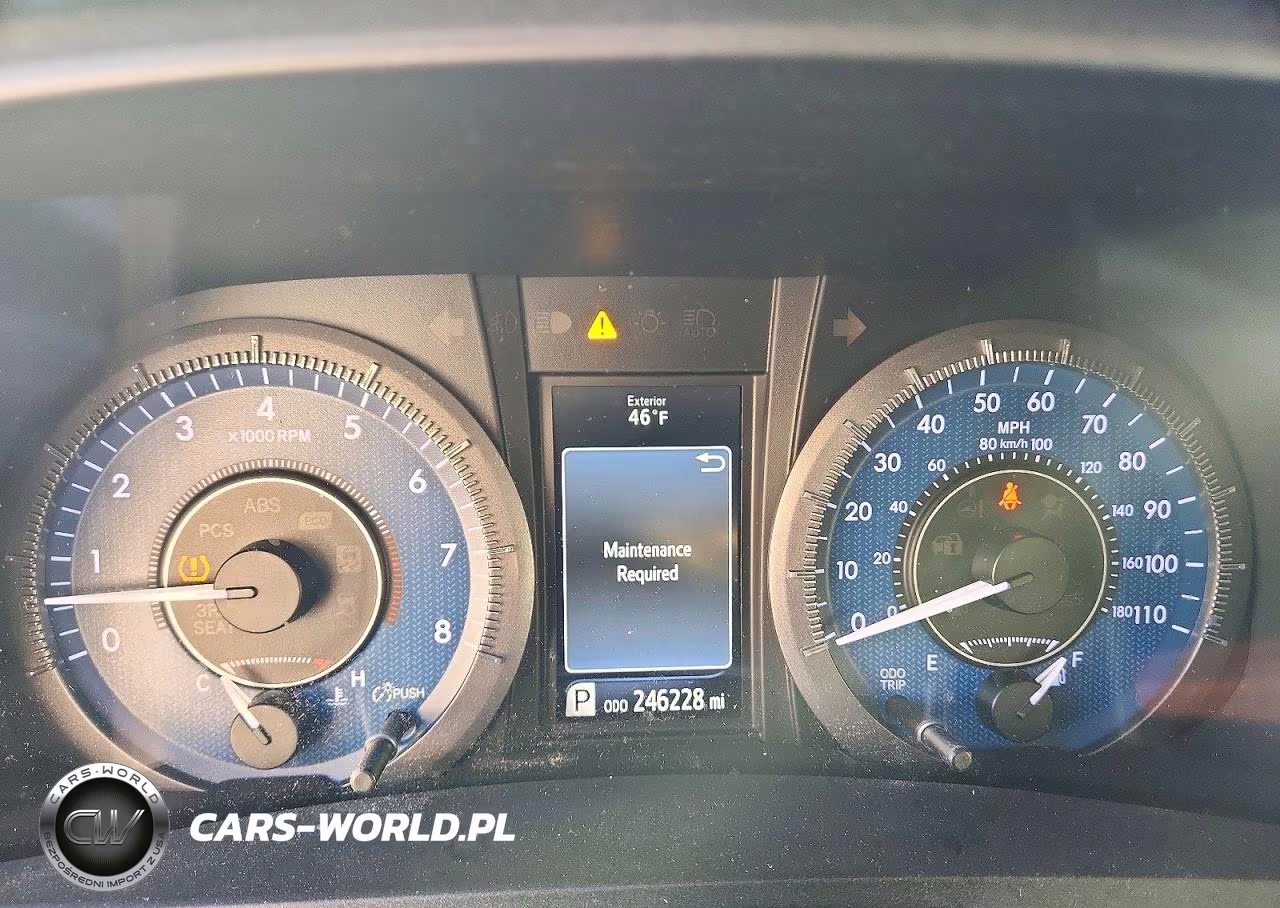 2015 Toyota Sienna Xle 8-Passenger VIN:5TDYK3DC8FS531259 - 9