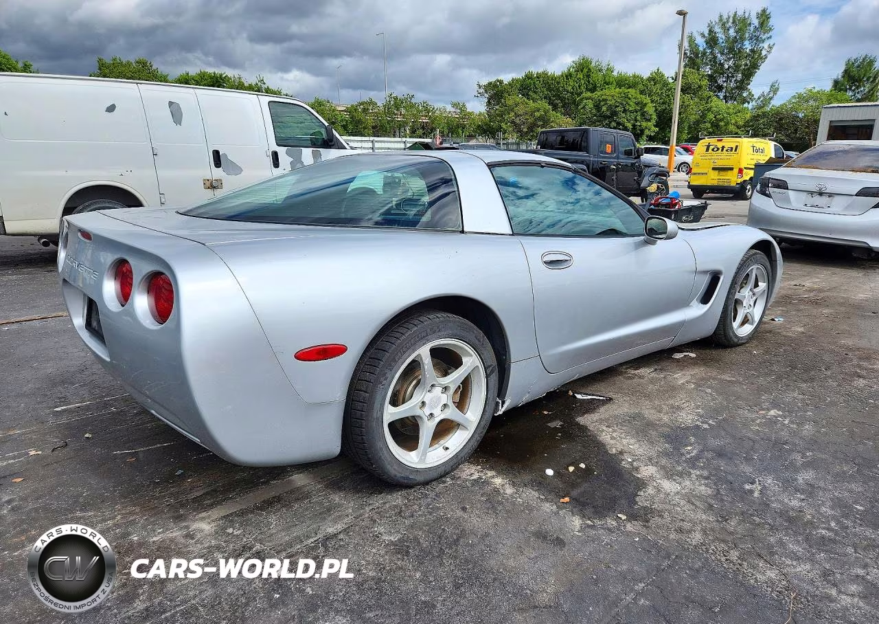 2002 Chevrolet Corvette VIN:1G1YY22G925114465 - 3