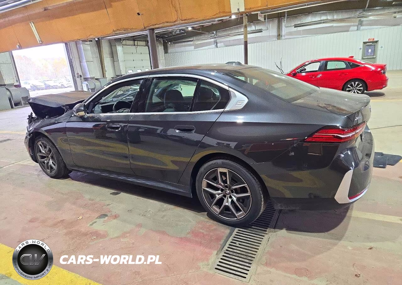 2027 BMW 530 Xi VIN:WBA53FJ02VCY19691 - 2