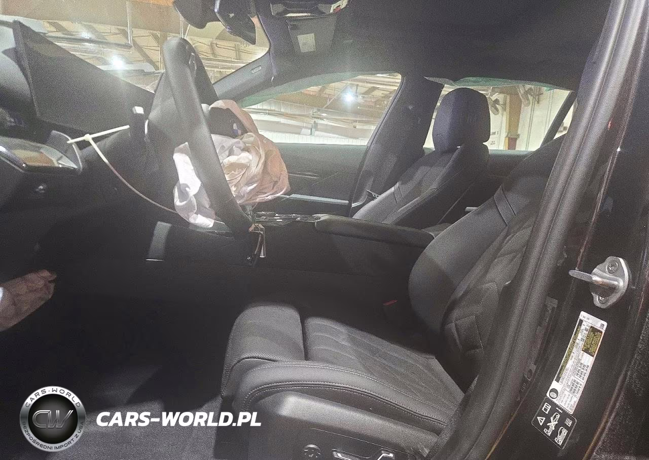 2027 BMW 530 Xi VIN:WBA53FJ02VCY19691 - 7