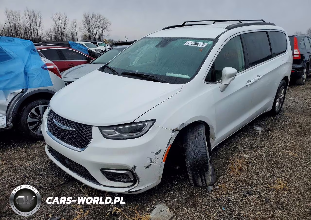2022 Chrysler Pacifica Touring L
