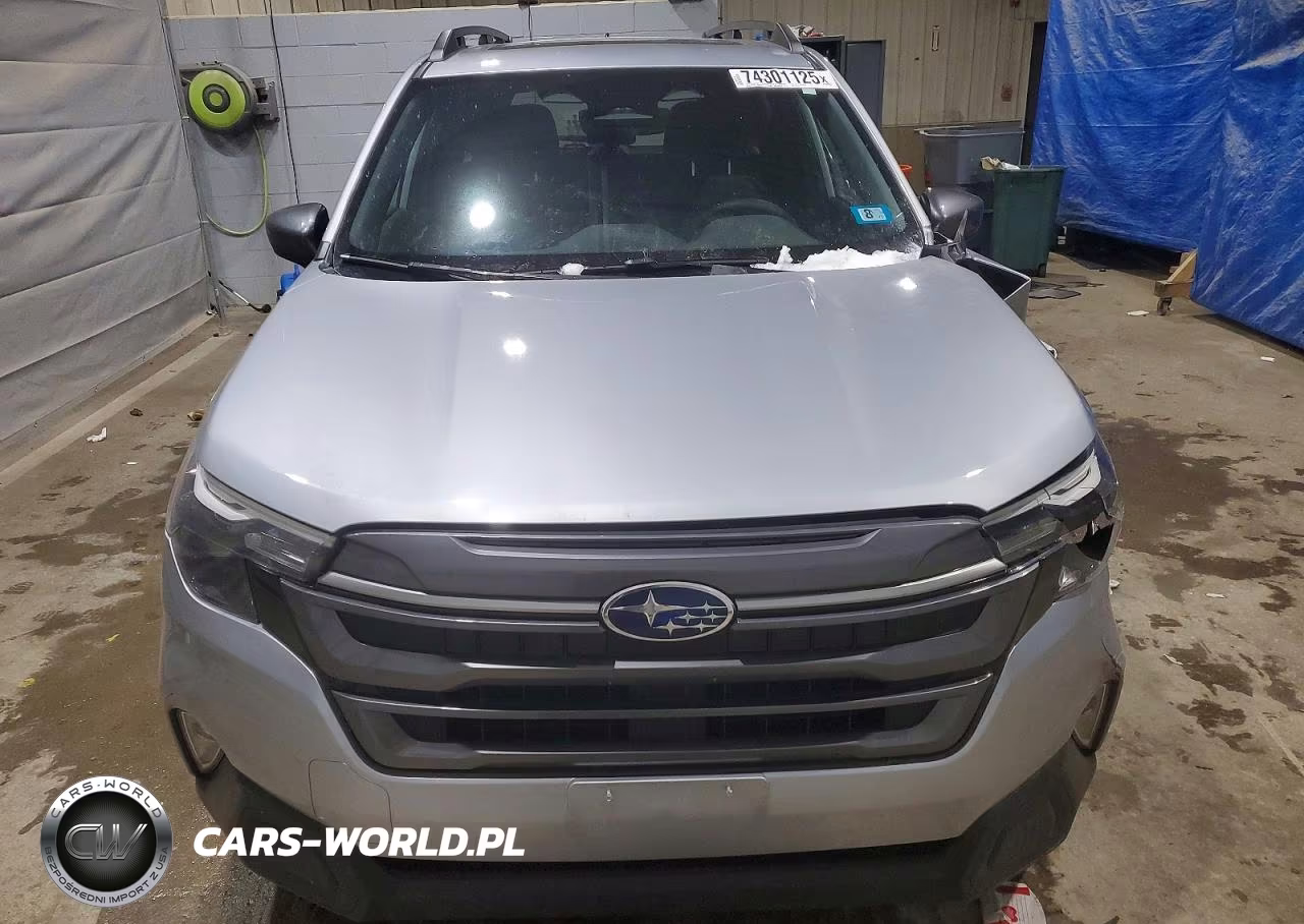2025 Subaru Forester Premium VIN:JF2SLDDC2SH481306 - 5