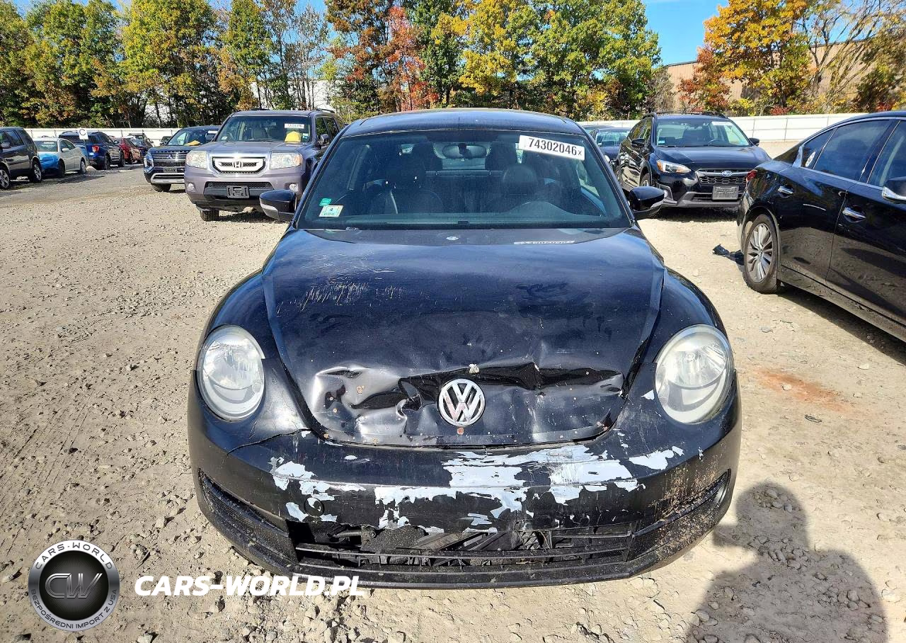 2012 Volkswagen Beetle VIN:3VWJP7AT6CM642366 - 5