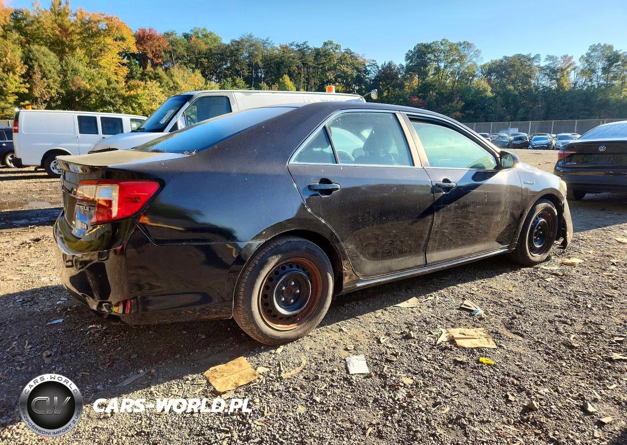 2014 Toyota Camry Hybrid Le VIN:4T1BD1FK6EU128637 - 3