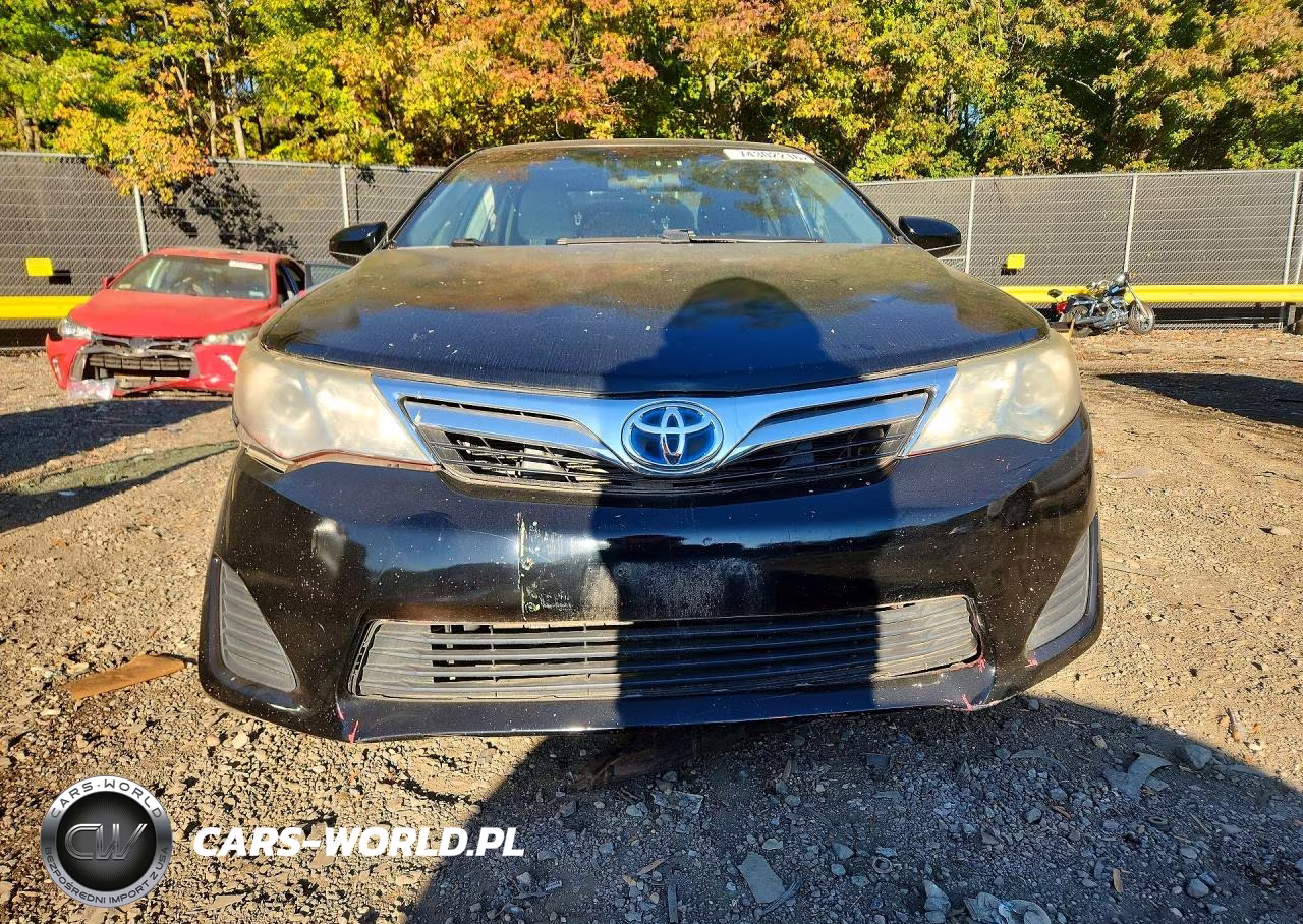 2014 Toyota Camry Hybrid Le VIN:4T1BD1FK6EU128637 - 5