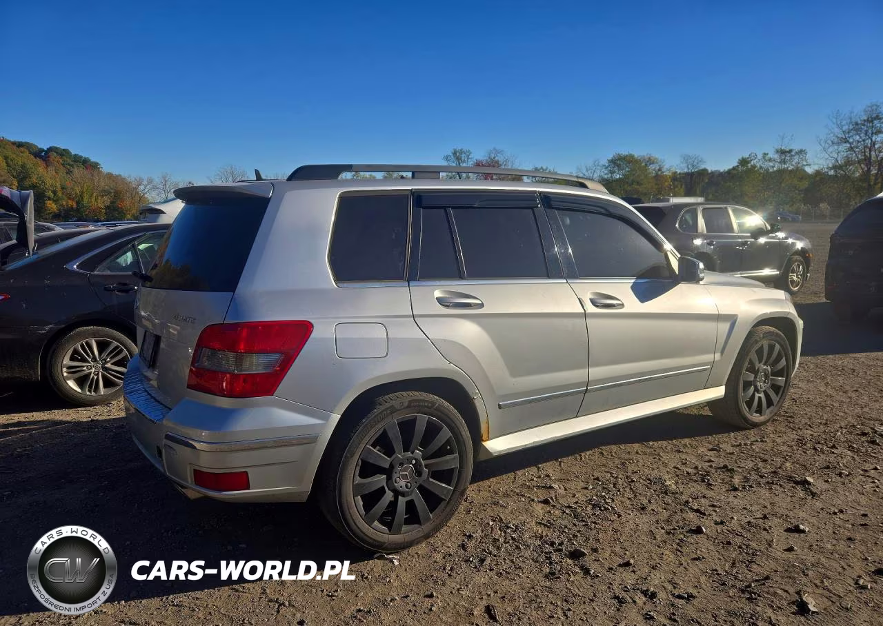 2010 Mercedes-Benz Glk VIN:WDCGG8HB1AF444253 - 3