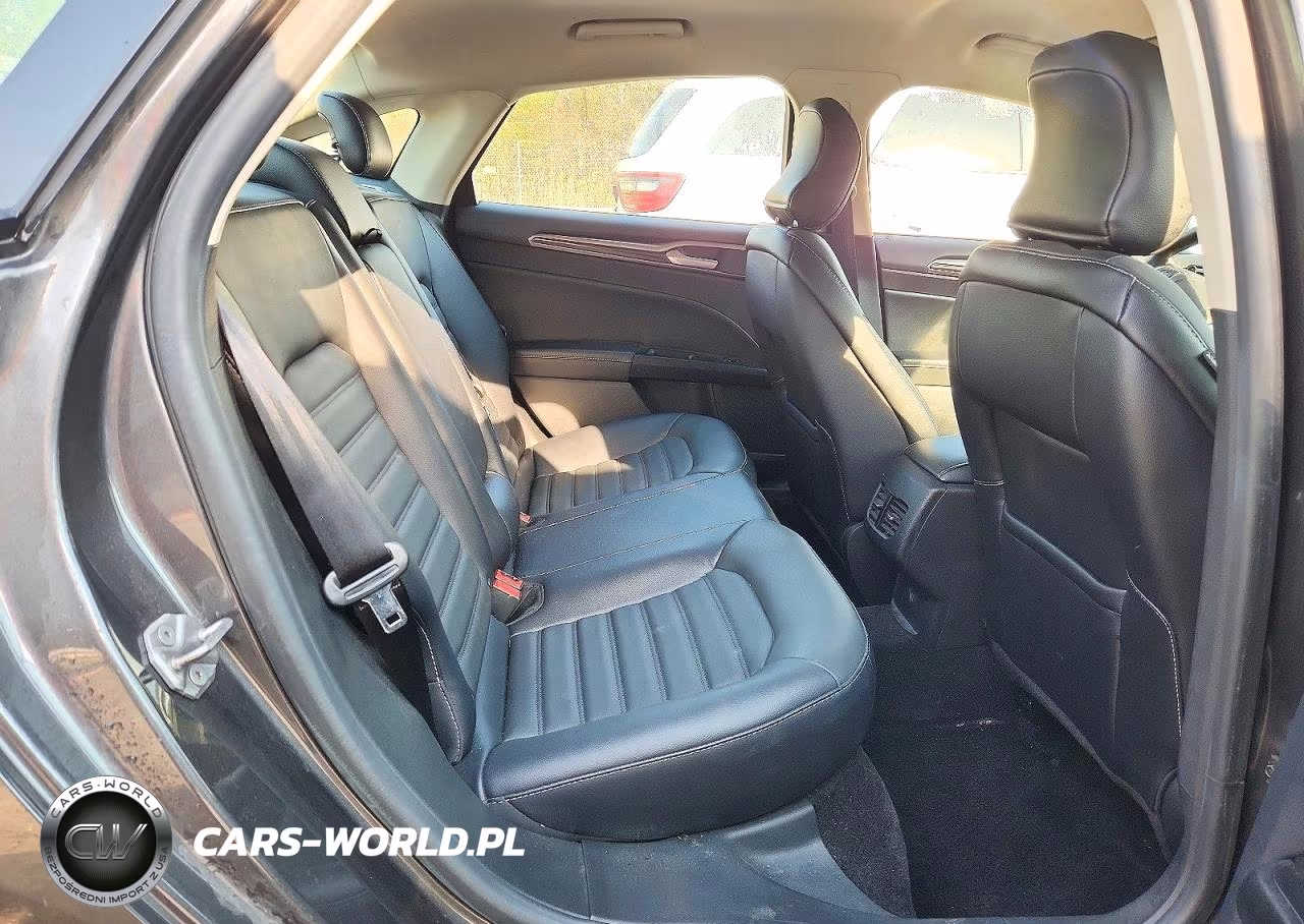 2018 Ford Fusion Se VIN:3FA6P0HD3JR158126 - 10