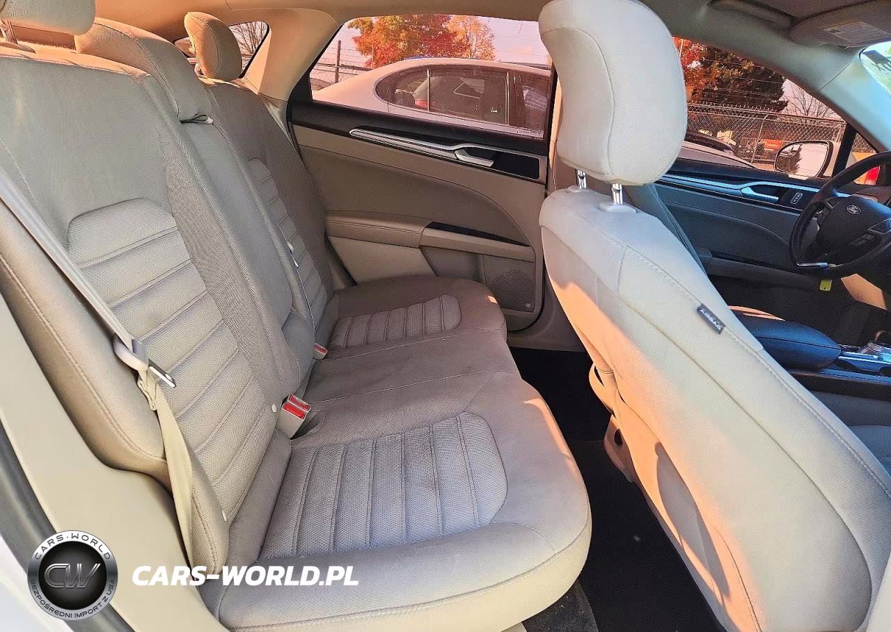 2018 Ford Fusion Se VIN:3FA6P0HD5JR222909 - 10