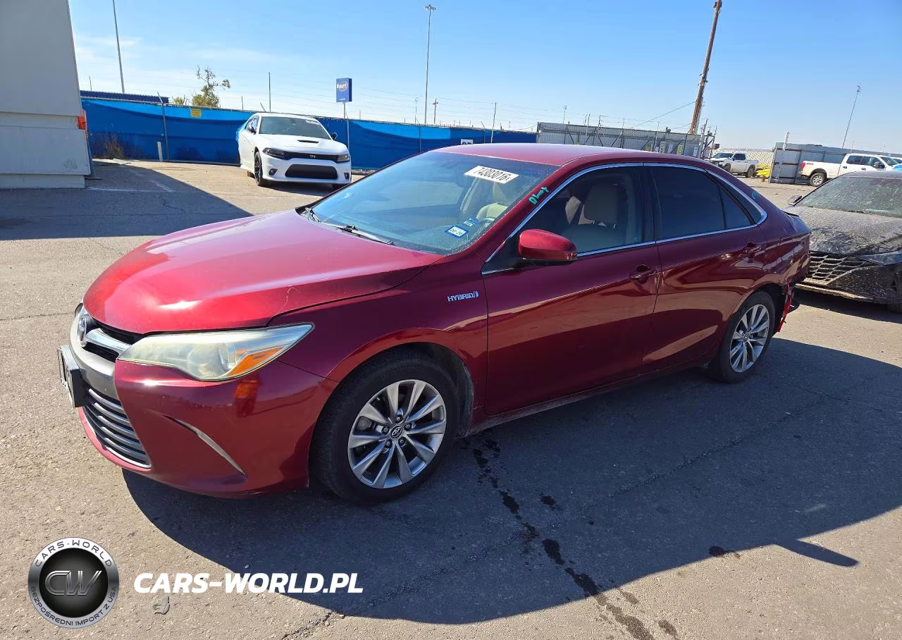 2015 Toyota Camry Hybrid Xle – zdjęcie 1 z 13