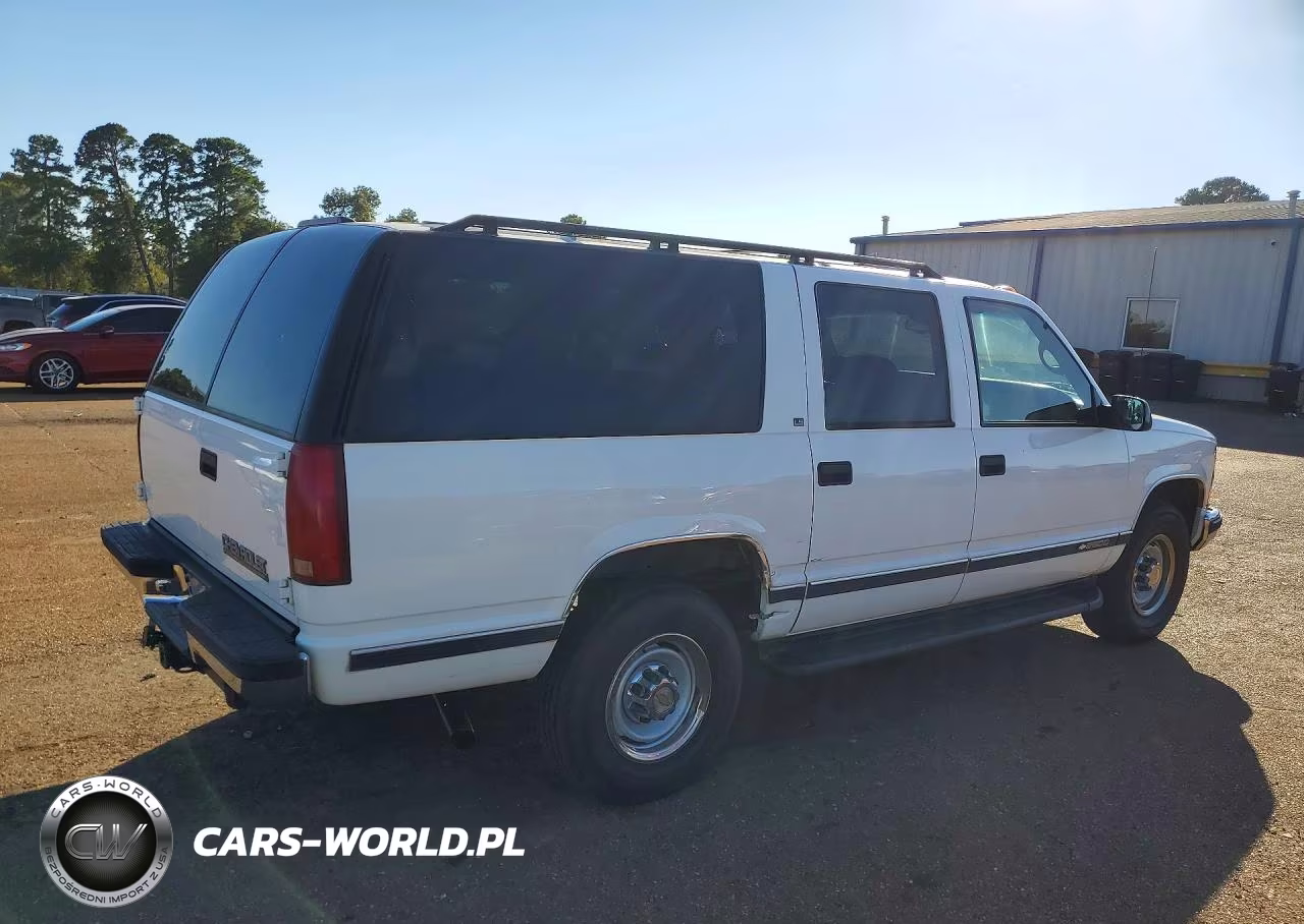1997 Chevrolet Suburban C2500 VIN:3GNGC26J7VG115447 - 3