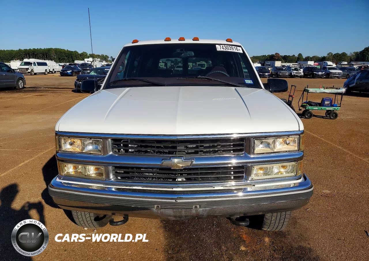 1997 Chevrolet Suburban C2500 VIN:3GNGC26J7VG115447 - 5