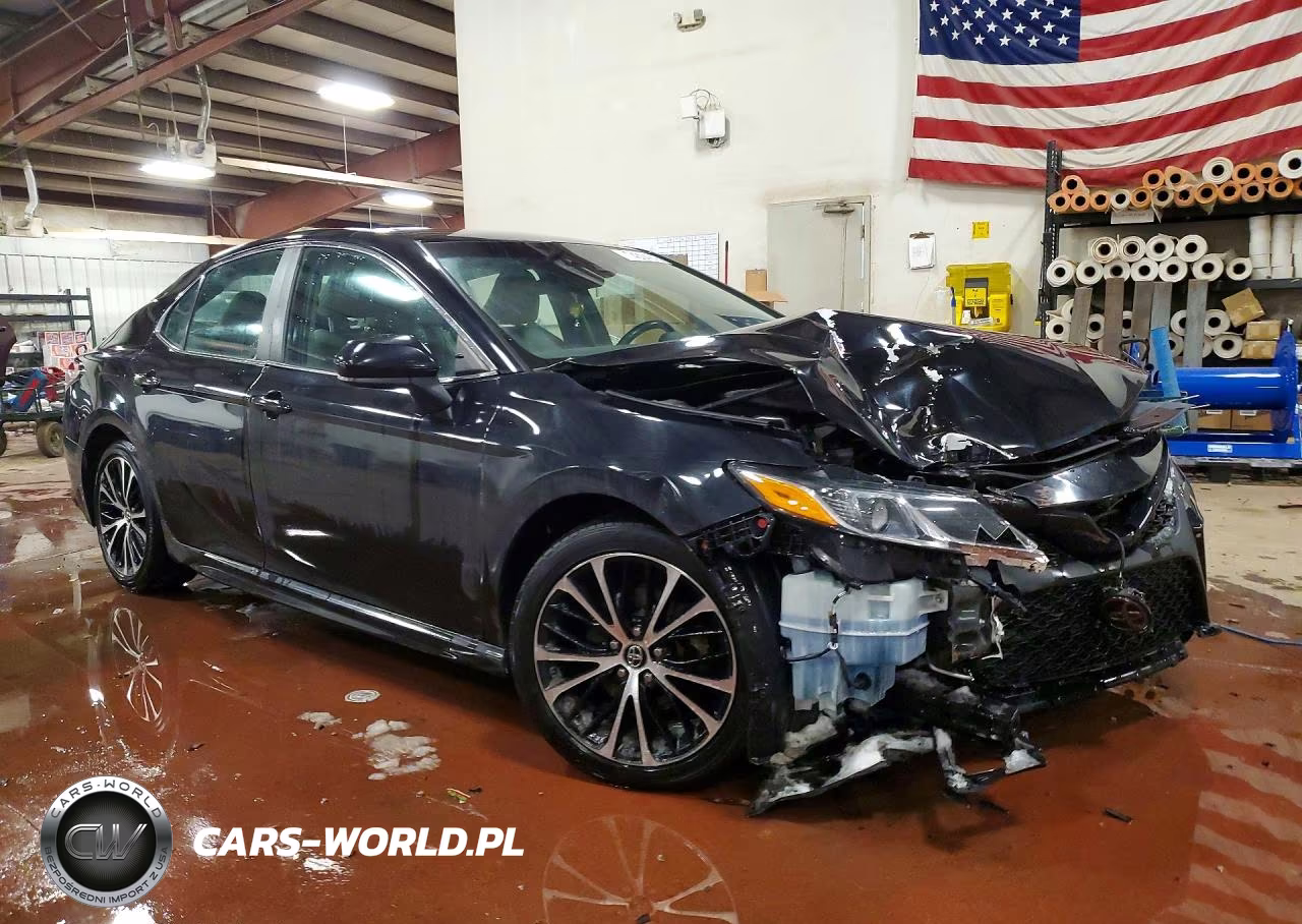 2020 Toyota Camry Se VIN:4T1G11AK8LU329684 - 4