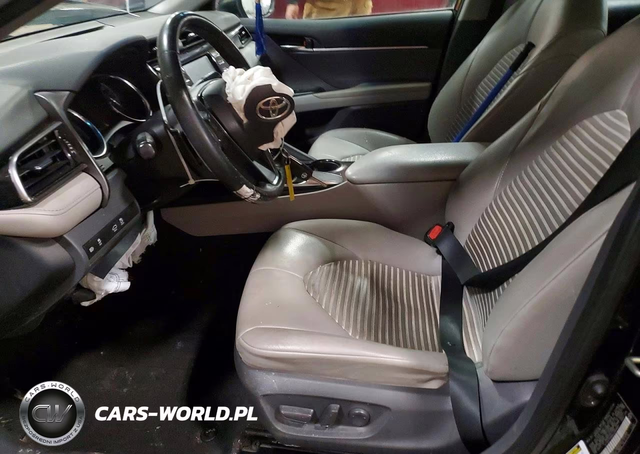 2020 Toyota Camry Se VIN:4T1G11AK8LU329684 - 7