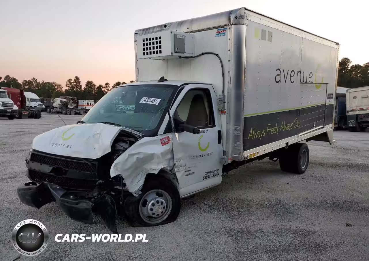 2020 Chevrolet Express G4500