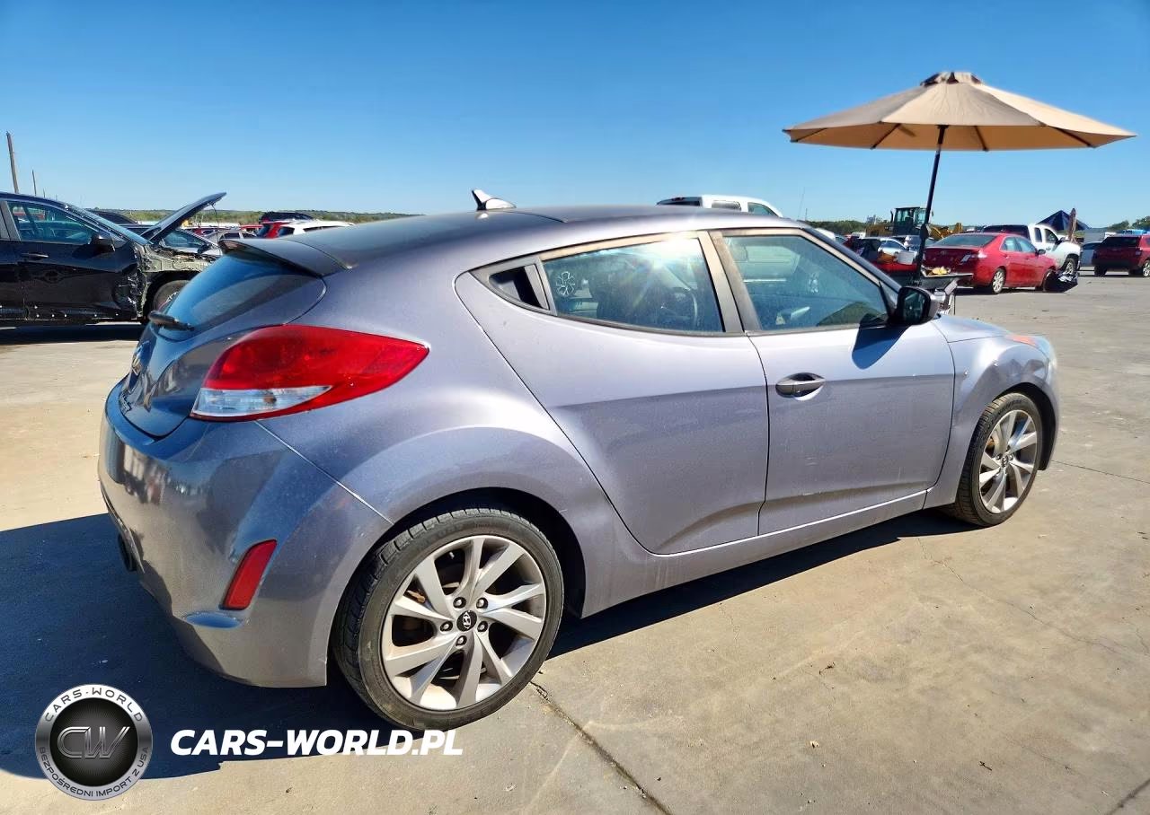 2017 Hyundai Veloster Base VIN:KMHTC6AD9HU307708 - 3