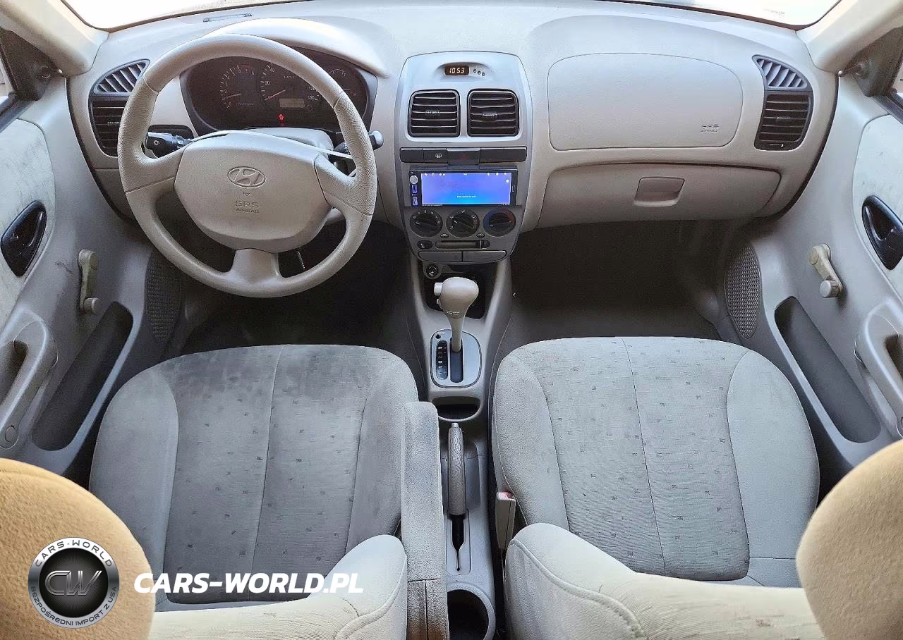 2004 Hyundai Accent Gl VIN:KMHCG45C84U567604 - 8